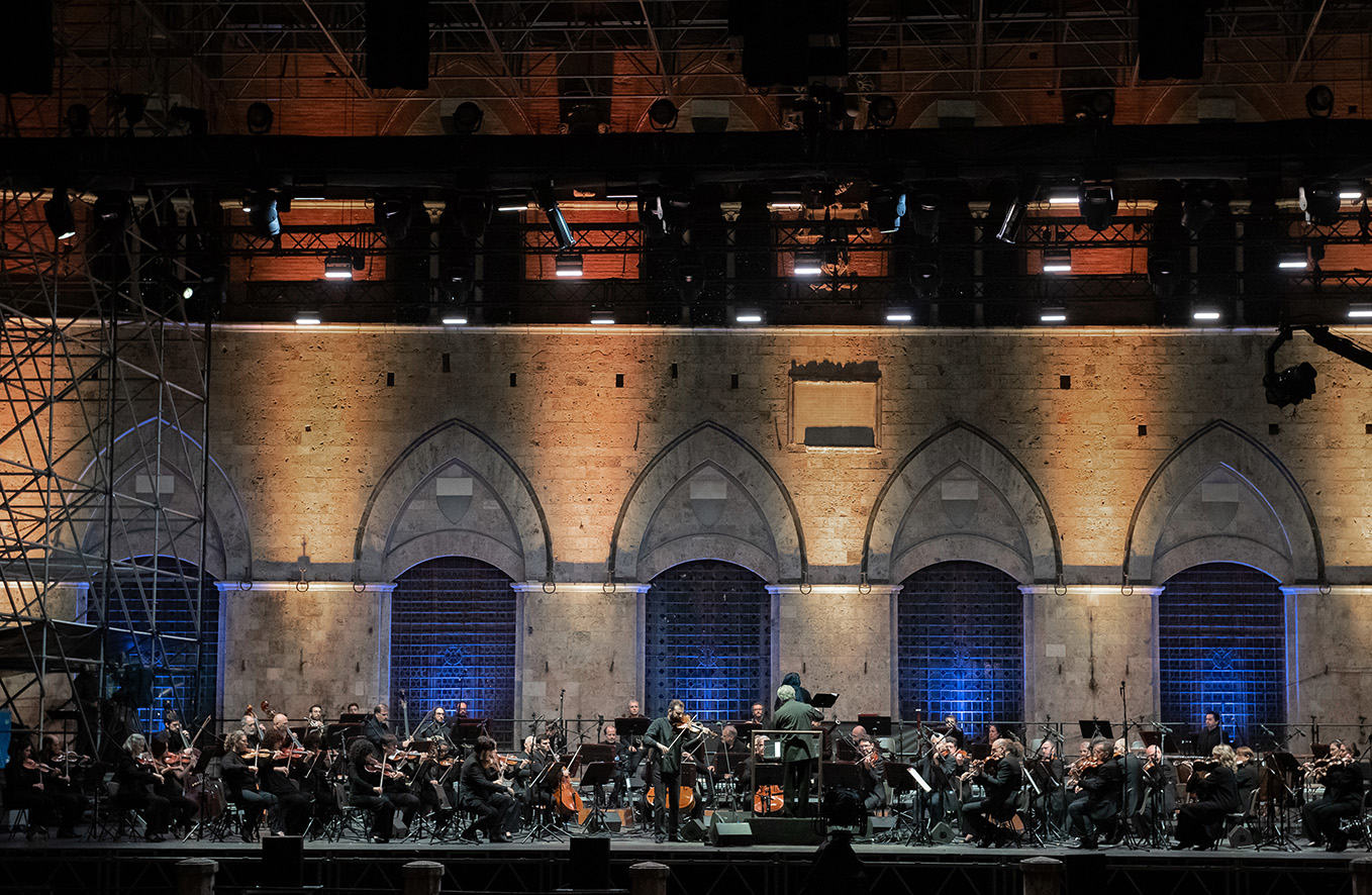 concerto piazza del campo