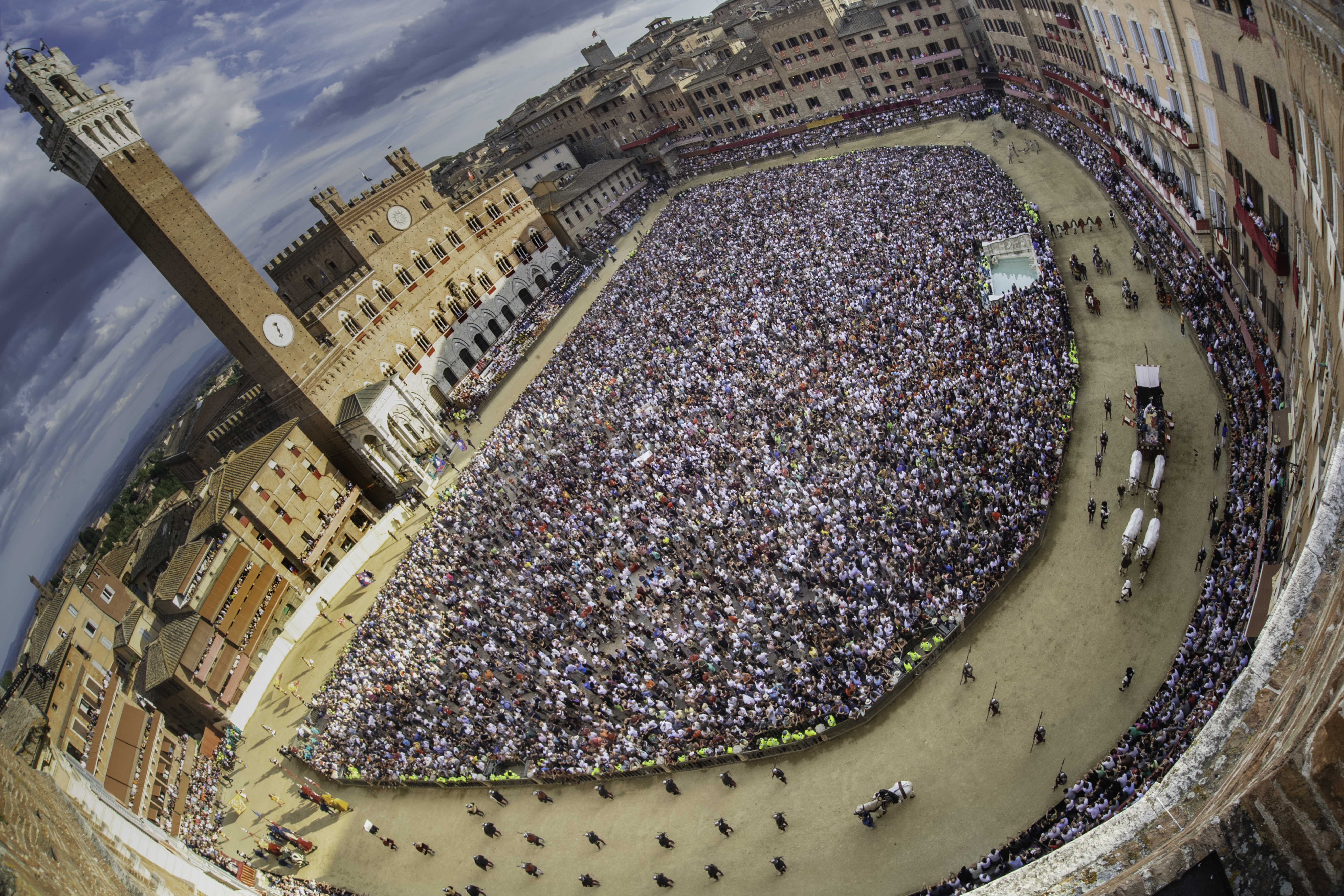 Palio - Piazza del Campo