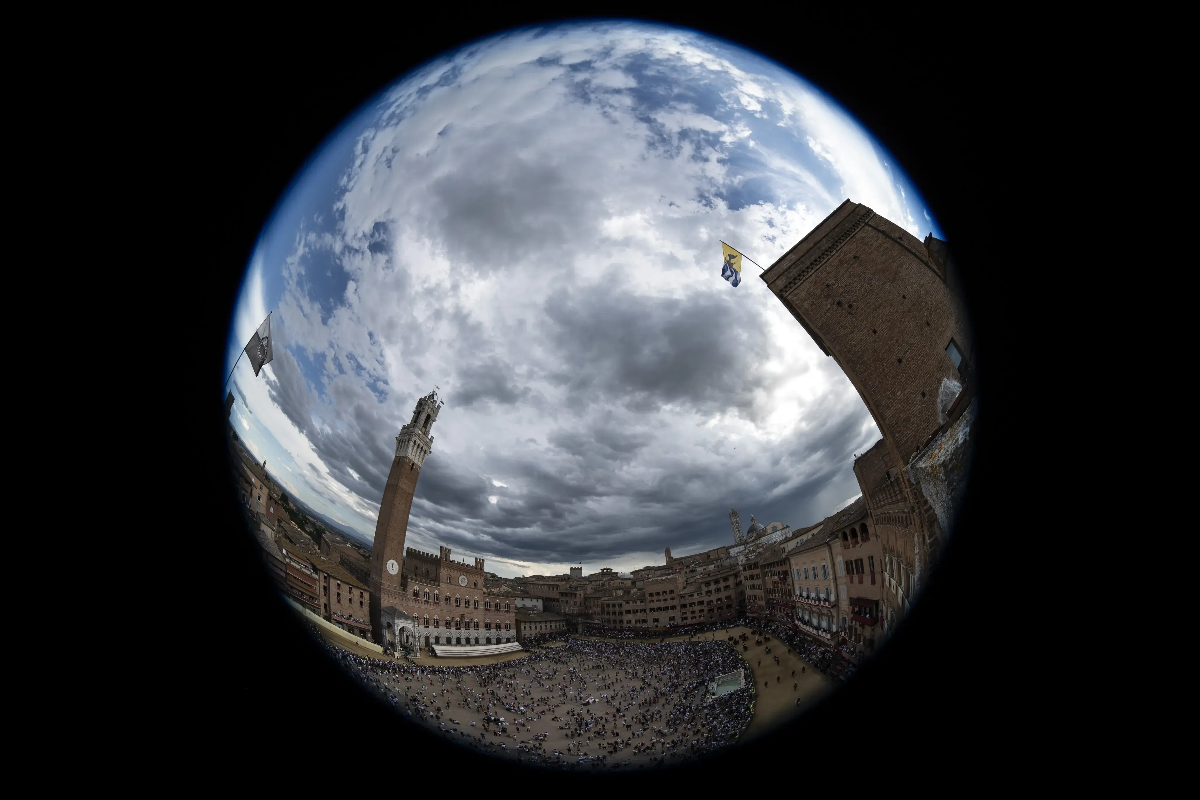 Palio - Piazza del Campo